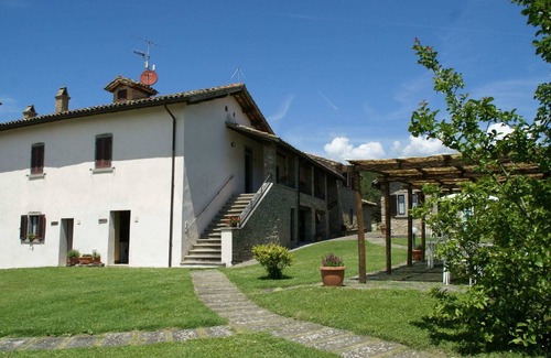 Fraccano House | Discover Belvilla by OYO: Family-Friendly Stays with Pool