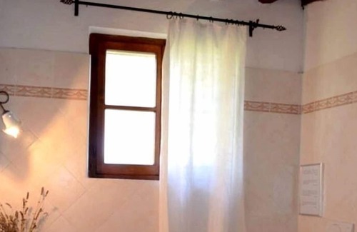 Marciano della Chiana House | Holiday house Marciano della Chiana for 1 - 12 persons with 6 bedrooms - Holiday home