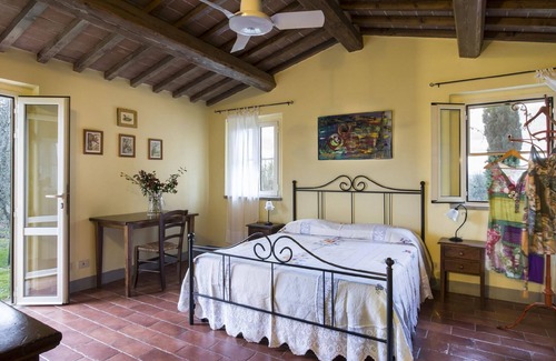 Marciano della Chiana Other | Spacious Farmhouse in Marciano della Chiana for Groups