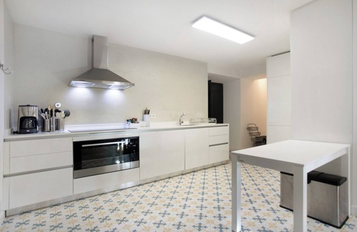 Sao Martinho do Porto House | Beautiful São Martinho Home with Private Terrace & Ocean View