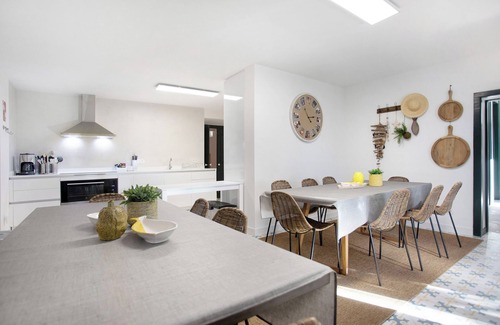 Sao Martinho do Porto House | Beautiful São Martinho Home with Private Terrace & Ocean View