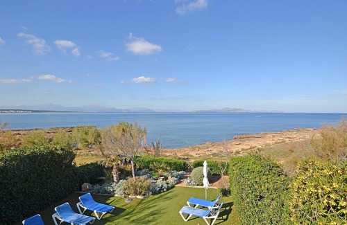 Urbanizacion S'Estanyol House | Ideal Holiday House in Colonia de Sant Pere for Families