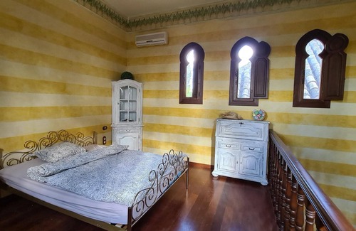 Mairena del Aljarafe House | Comfortable Holiday House in Mairena del Aljarafe for 5