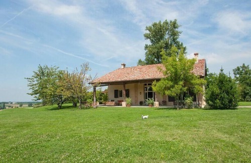 Sariano House | Family-Friendly Holiday House Celleri with Private Pool