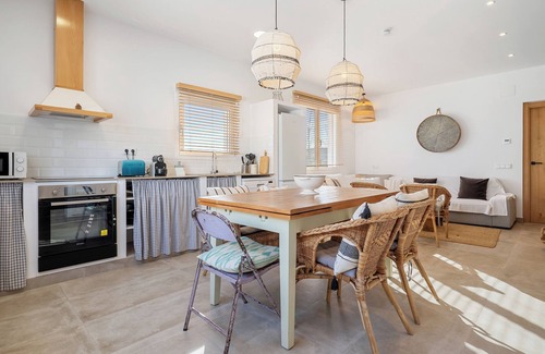 Sant Jaume d'Enveja House | Cozy Holiday Home 'Mas Midó' with Mountain Views & Wi-Fi