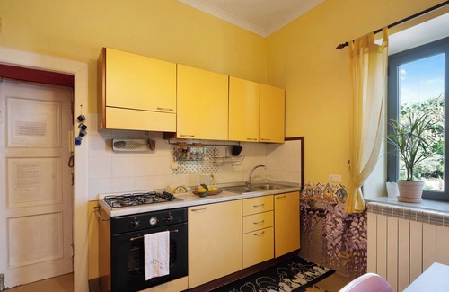 Colli di Fontanelle House | Cozy Holiday Home "Li Galli" with Sea View & Garden