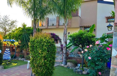 Mitogio House | Relaxing Vacation Home with Private Pool in Francavilla