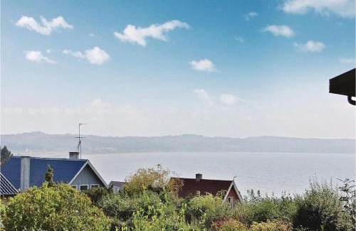 Egsmark Strand House | Inviting Ebeltoft Retreat with Sauna & Family-Friendly Perks