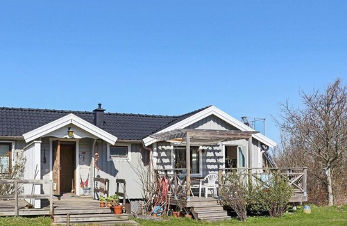 Asa House | Charming Holiday Home Åsa: Pet-Friendly & Family Ready