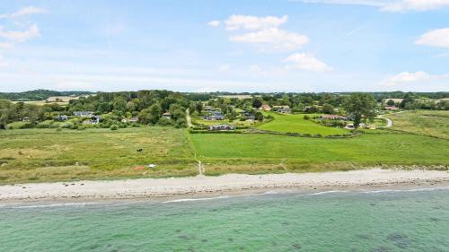 Langeland Municipality House | Charming Holiday Home from 1978 with Child-Friendly Amenities