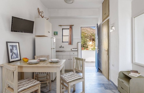 Kipri House | Seaview Studio with Oceanfront Access and Free Wi-Fi