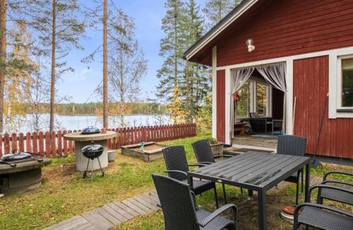 Lotjola House | Family-Friendly Retreat at Holiday Home Aamuntorkku