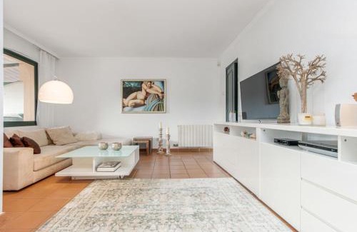 Navata House | Family-Friendly Holiday Home Acacies by Interhome