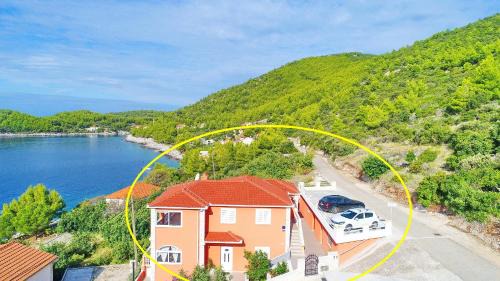 Blato House | Discover Adriatic View: Oceanfront Family Retreat