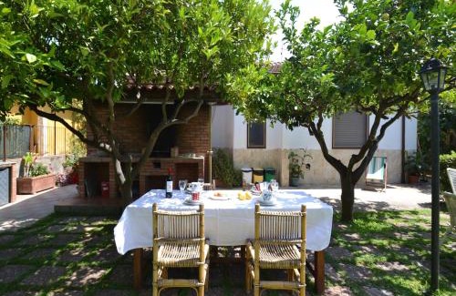 Agnone Bagni House | Family-Friendly Casa with Private Garden & Top Amenities