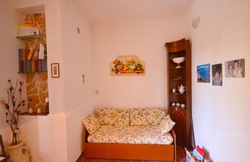 Agnone Bagni House | Family-Friendly Casa with Private Garden & Top Amenities