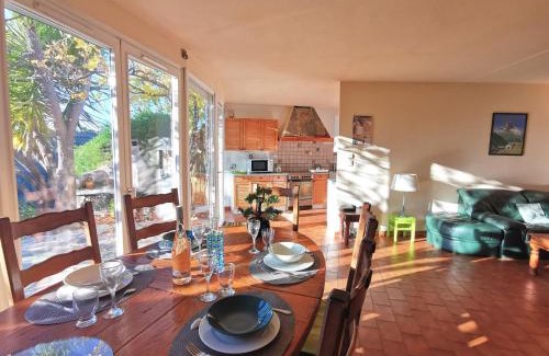 Saint Pierre de Feric House | Cozy Holiday Home Agora with Pet-Friendly Amenities