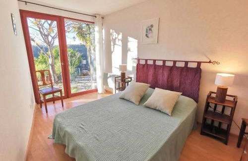 Saint Pierre de Feric House | Cozy Holiday Home Agora with Pet-Friendly Amenities