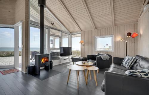 Beder Malling House | Delightful Home in Malling with WiFi & Child-Friendly Space
