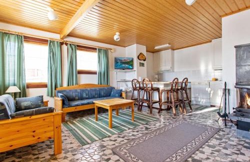 Kehys-Kainuu House | Cozy Holiday Home Alppikylä 13b - Pet & Child Friendly Stay