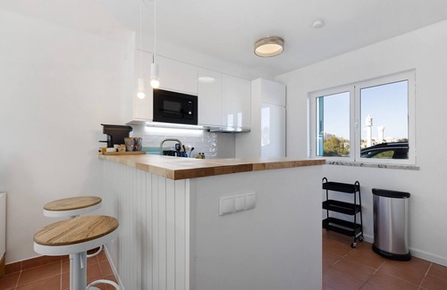 Prainha House | Holiday Home "Alvor Prainha Beach House" with Pool, Wi-Fi, Terrace & Garden