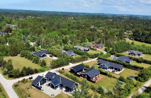 Blokhus House | Cozy Holiday Home Ancel - Pet-Friendly Retreat in NW Jutland