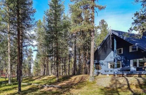 Enontekio House | Pet-Friendly Holiday Home Antin mökki for Family Getaways