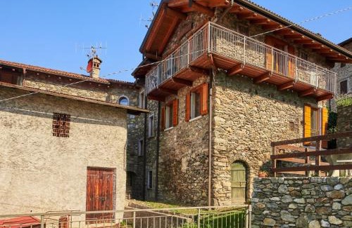 Peglio House | Pet-Friendly Getaway at Holiday Home Antonia by Interhome