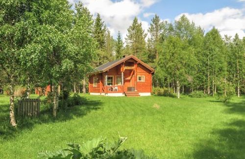 Sodankyla House | Discover Holiday Home Anula: Pet-Friendly Retreat with Hot Tub