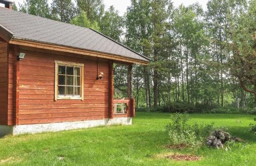 Sodankyla House | Discover Holiday Home Anula: Pet-Friendly Retreat with Hot Tub