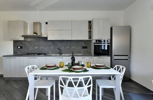 Bari Sardo House | Elegant Appartamento LaTorre with Ocean View & Garden