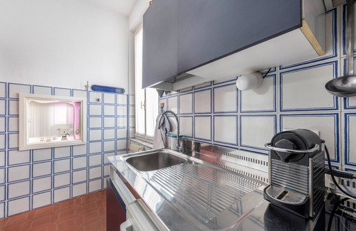 Bogliaco Apartment | Relax at Holiday Home 'Appartamento 303' with Pool Access