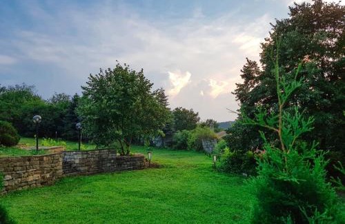Arbanasi House | Top-Rated Holiday Home Arbanasi with Pool & Family Amenities
