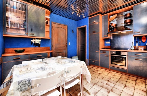 La Reid House | Relaxing Holiday Home 'Ardennes Blue' near Spa for Families