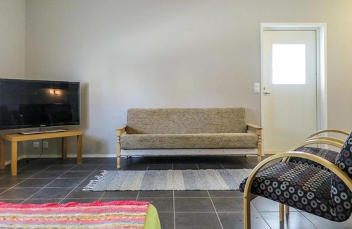 Pyhasalmi House | Cozy Holiday Home Aseman Saunatupa with Hot Tub & Pets Welcome