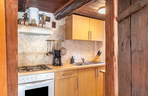 Reith im Alpbachtal House | Experience Stoffelhäusl: Mountain Views & Private Terraces