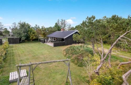 Blavand Strand House | Relaxing Holiday Home Aurel - Steps from the Sea in Jutland