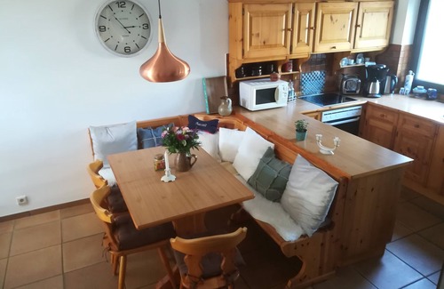 Hasenfeld House | Relaxing Holiday Home "Auszeit" on Beautiful Rursee