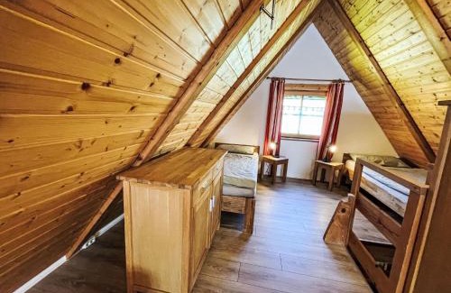 Alpirsbach House | Cozy Holiday Home Backhäusle - Pet & Child Friendly Stay