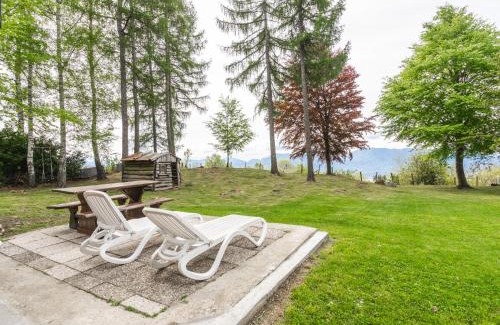 Trarego Viggiona House | Cozy Holiday Home Baita Nini: Pet & Child Friendly Stay