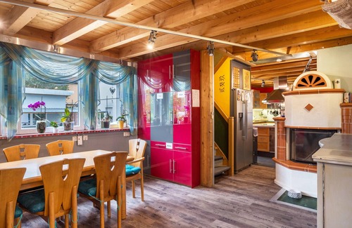Volkersweiler House | Mountain View Holiday Home with Private Garden & Wi-Fi