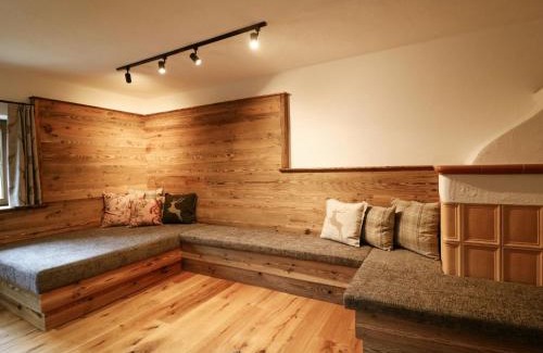 Spiss House | Discover BergGLÜCK: Family-Friendly 4-Star Getaway