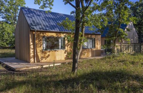 Læsø House | Cozy Holiday Home Blakke - Steps from the Sea, Pet Friendly
