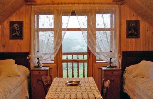 Borowna House | Guest Rated 10/10: Holiday Home Borówna with Pool & Hot Tub
