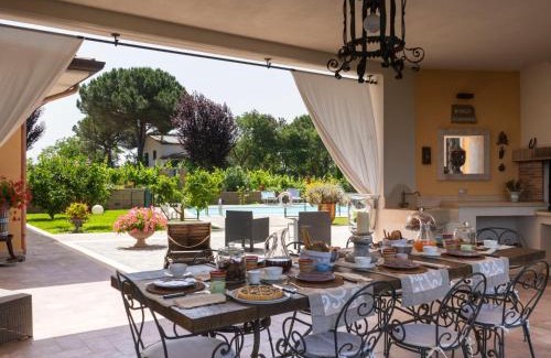 Marta House | Discover Holiday Home Borgo Sacramento: 4-Star Family Retreat