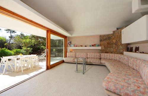 Portobello House | Pet-Friendly Holiday Home Brunello with Ocean Views