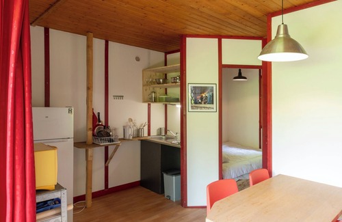 Malbosc House | Holiday Home 'Bungalow Moulin Du Gournier' with Private Terrace and Shared Garden