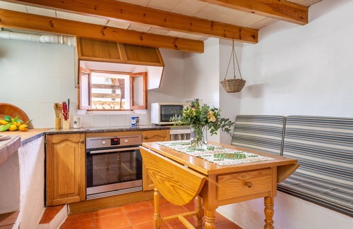 Soller House | Relaxing Holiday Home 'Can Jaumins' with Mountain View & Pool