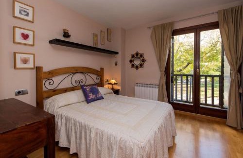 La Seu d'Urgell House | Discover Can Oscar: 4-Star Pet-Friendly Holiday Home