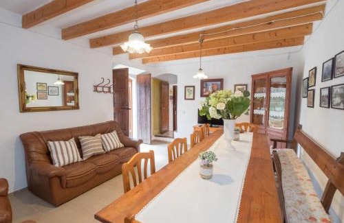 Andraitx House | Pet-Friendly Retreat: Holiday Home Can Tiona Awaits You
